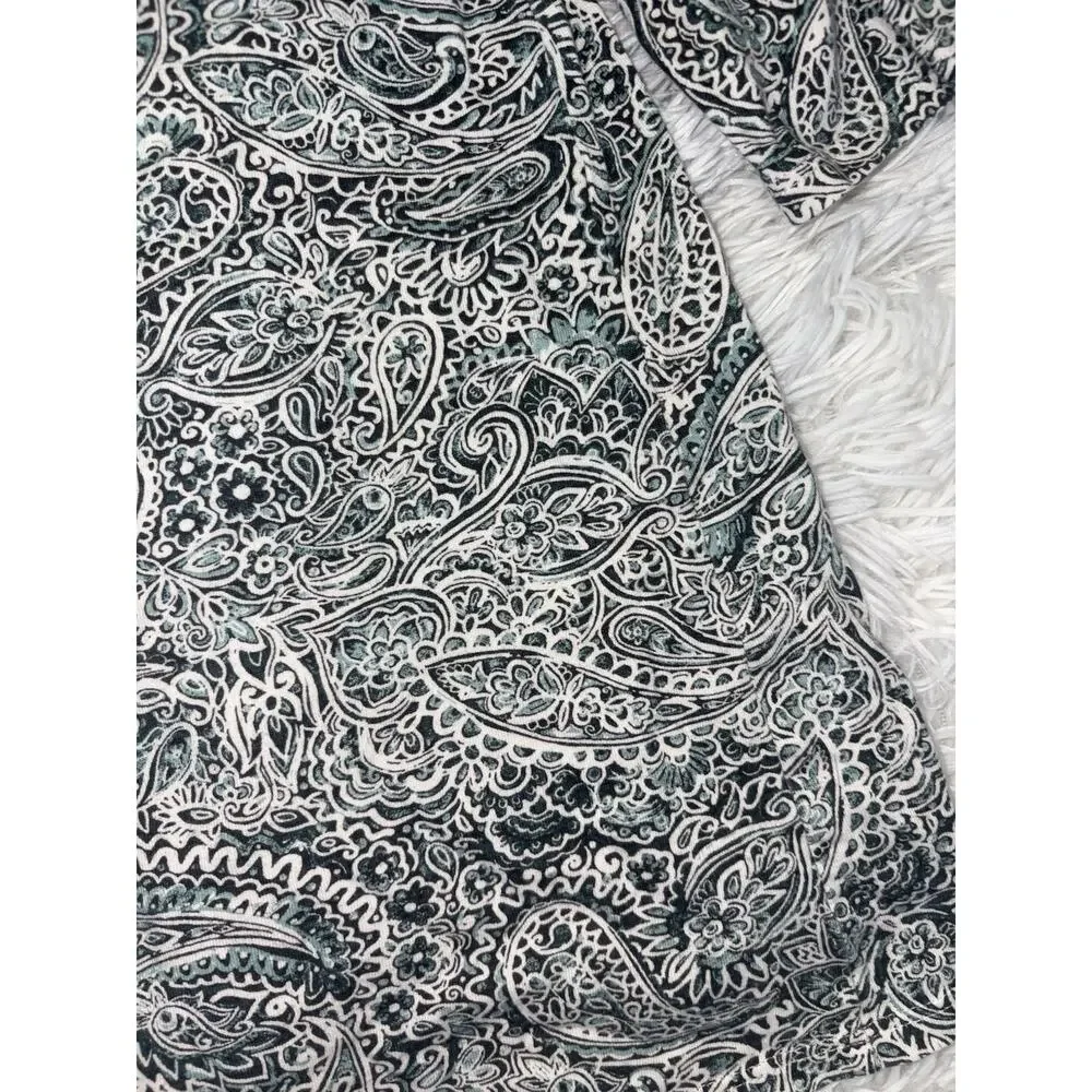 Pure Jill “Printed Soft V Neck Top” Sz. L Petite. Pretty, Exc. Quality, Soft